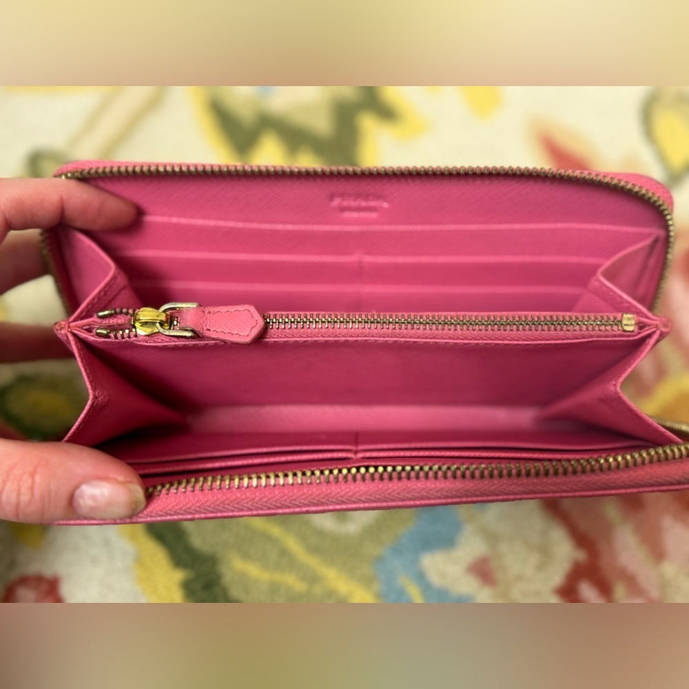 PRADA Saffiano Lux Leather Barbie Peonia Pink Continental Zip-Around Wallet - Picture 12 of 16